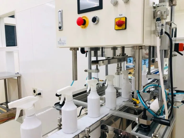 多品種生産を支える工場の製造設備